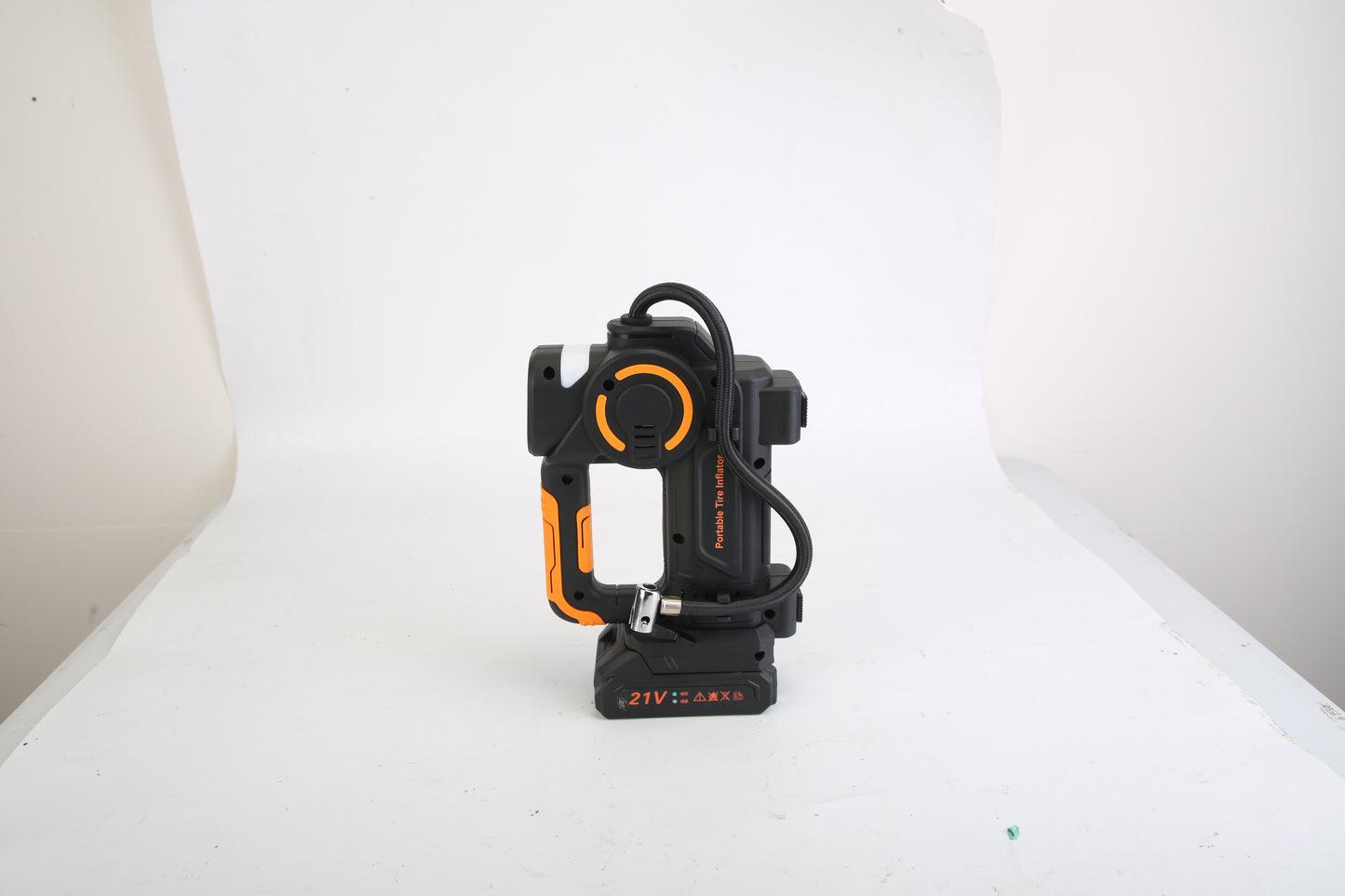 1Pc 140W 150PSI 21V Battery Powered Tire Inflator Cordless Air Inflator Digital Air Compressor With LED Light For Cars Motorcycles Bicycles Balls