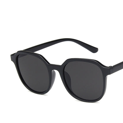 Sunglasses street shot ins vibrato glasses
