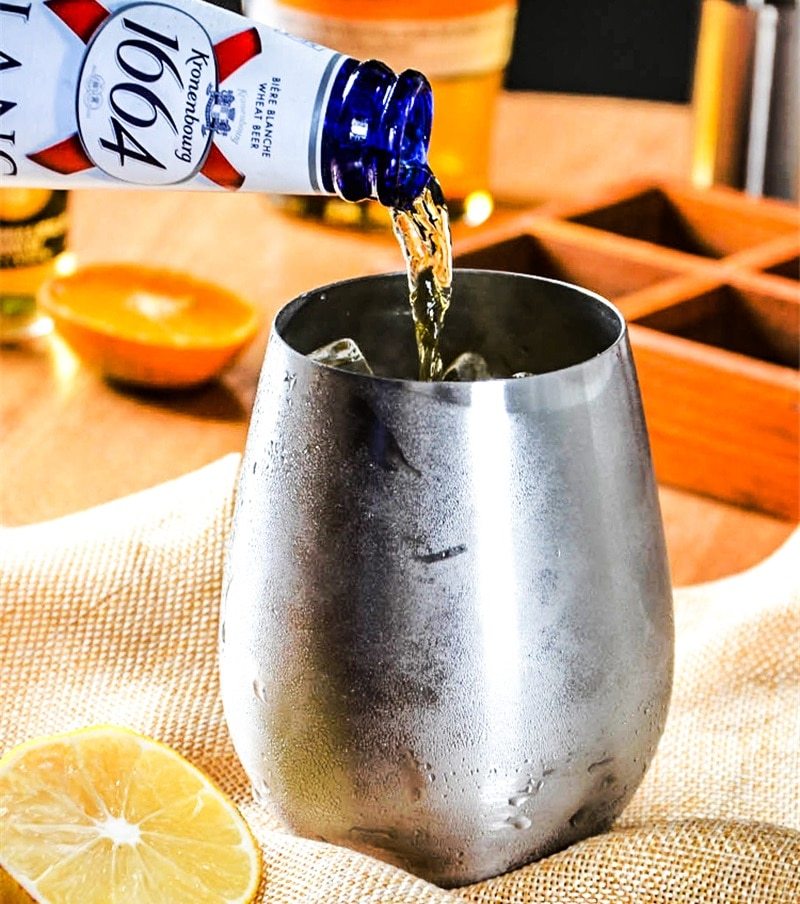 Stainless steel egg-shaped beer mug