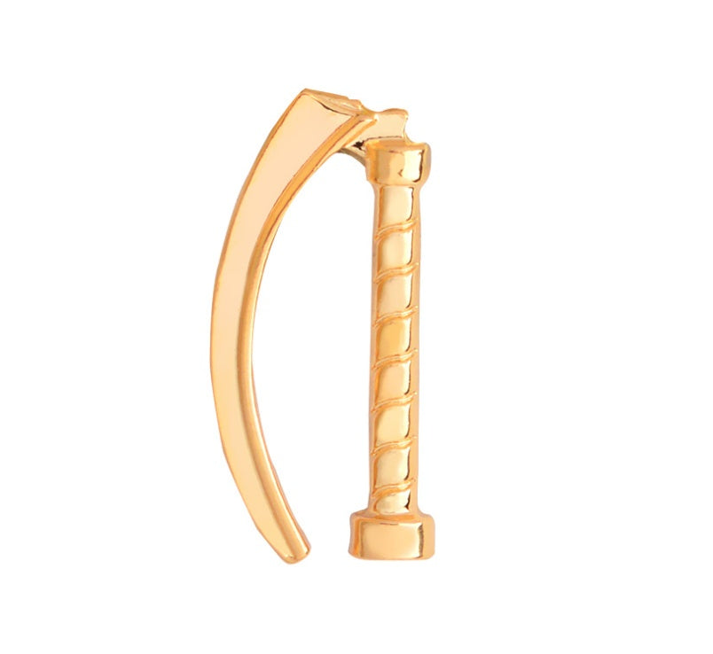 Europe and the United States cross-border new hot sale medical equipment brooch creative laryngoscope alloy micro chapter clothing bag accessories