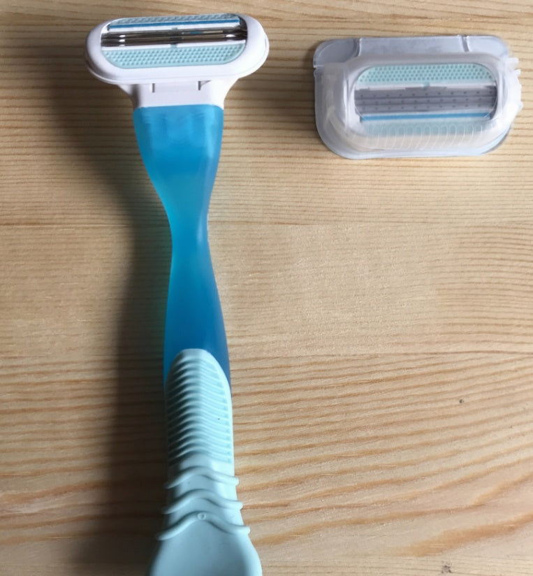 Manual razor shaving knife