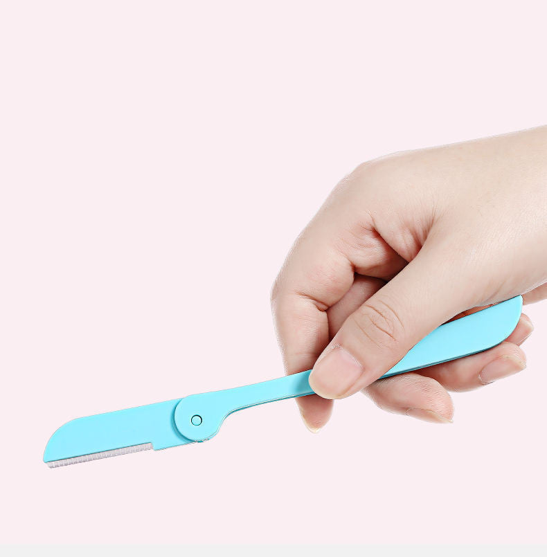 Portable foldable eyebrow trimmer