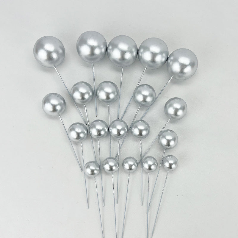 Faux Balls Cake Decoration