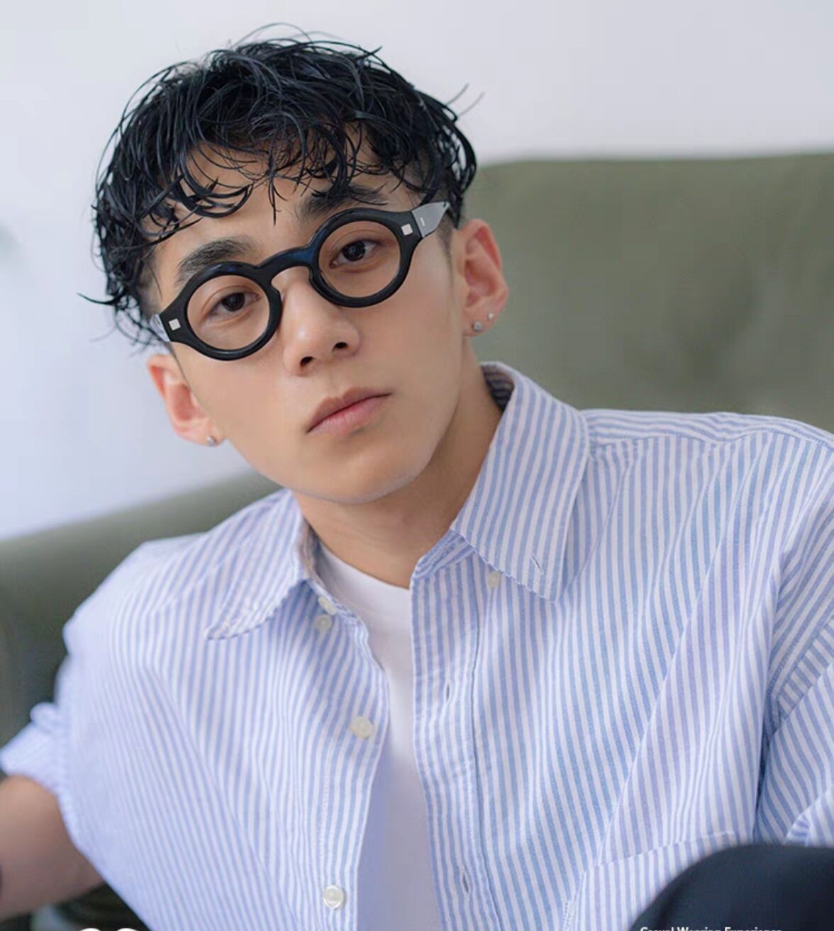 Retro Hawksbill Color Small Round Rim Glasses