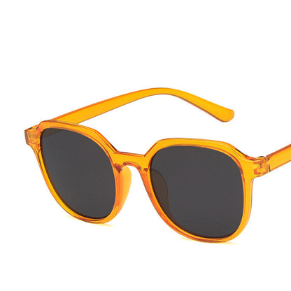 Sunglasses street shot ins vibrato glasses