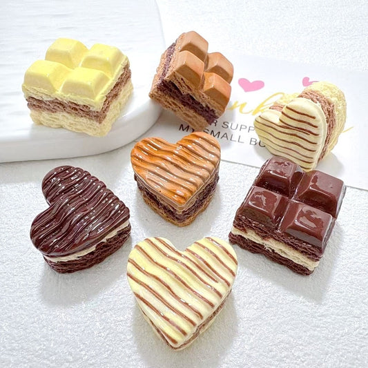Resin Trinkets With Chocolate-filled Simulation Food Toys