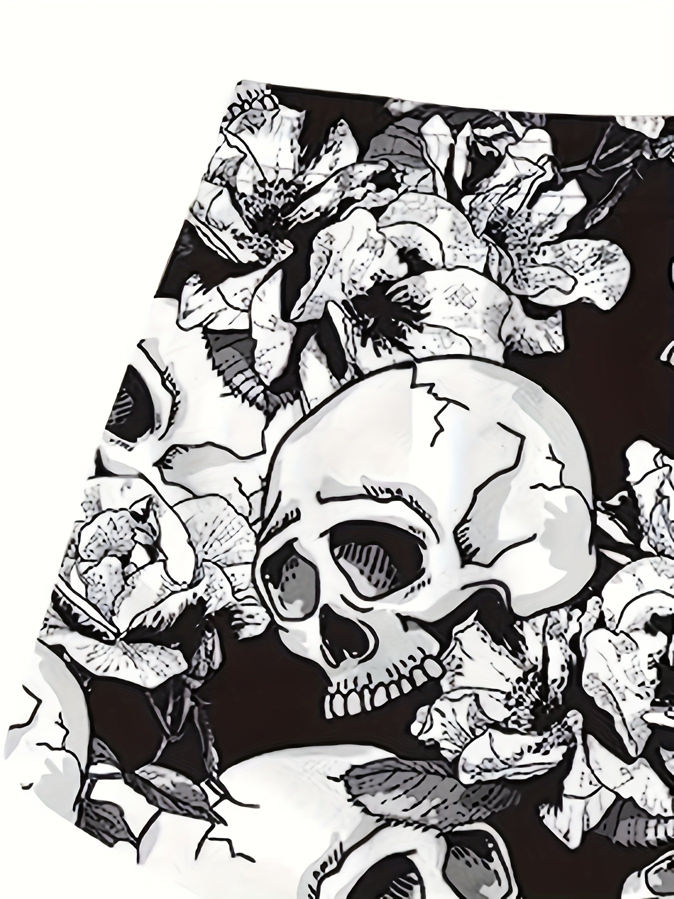 Women's Large-size Sports Shorts With Skull Print, Drawstring One-piece Sports Bottom, Beach Style