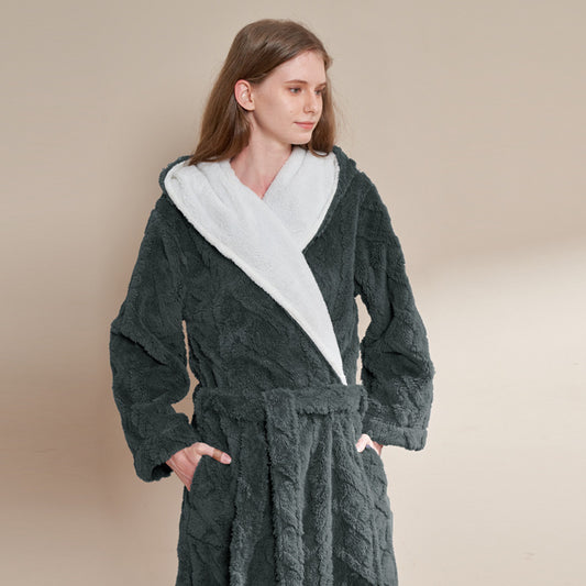 Plush Thickened Coral Velvet Fashionable Bathrobe