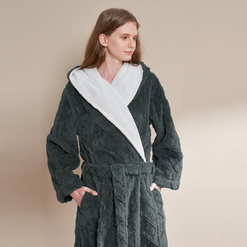 Plush Thickened Coral Velvet Fashionable Bathrobe