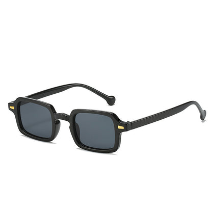 Fashionable New Vintage Square Rivet Glasses