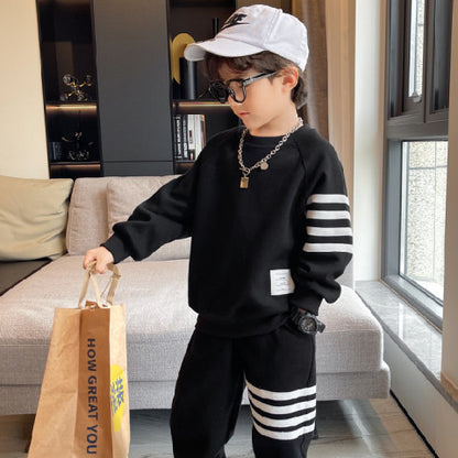 Fashionable Children's Handsome Sports Two-piece Set