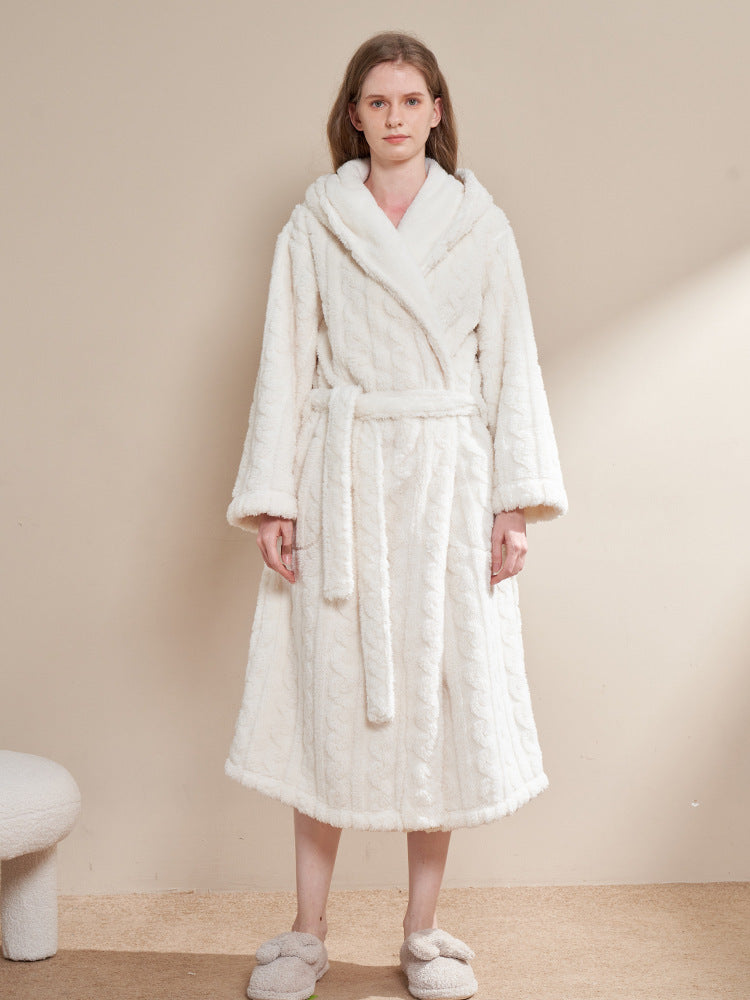 Plush Thickened Coral Velvet Fashionable Bathrobe