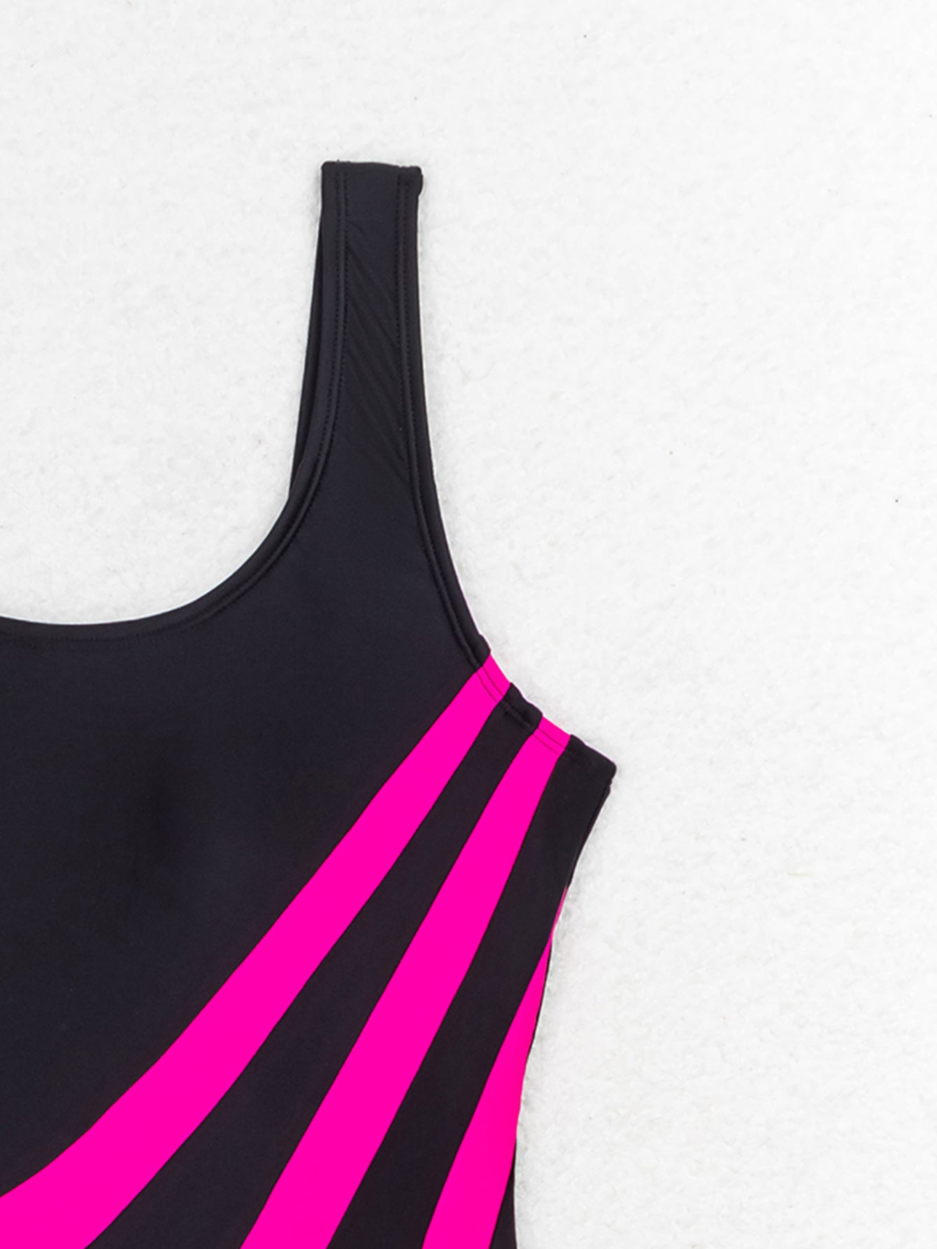 Women's Color Block One Piece Swimsuits Scoop Neck Beach Sports Tummy Control Bathing Suits