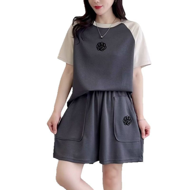 Women's Middle-aged Leisure Fashionable Short Sleeve Shorts Two-piece Set